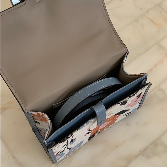 Kate Spade Mini Lovitt Floral jacquard crossbody Bag with jeweled buckle - Picture 7 of 9